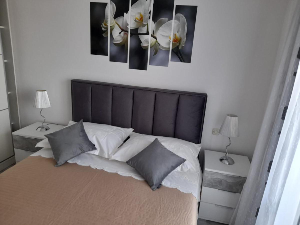 Apartman Lucy Хвар Экстерьер фото